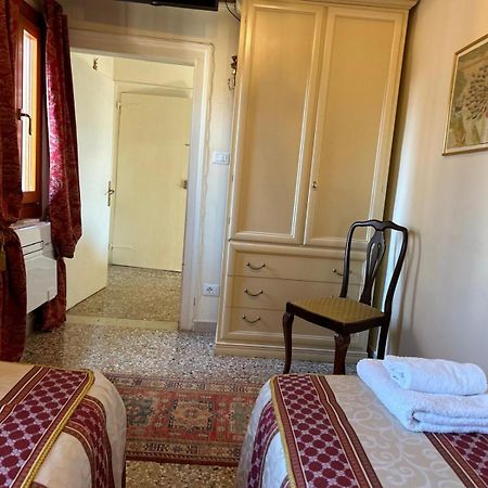 Appartement Emanuela'S Flat à Venise Extérieur photo