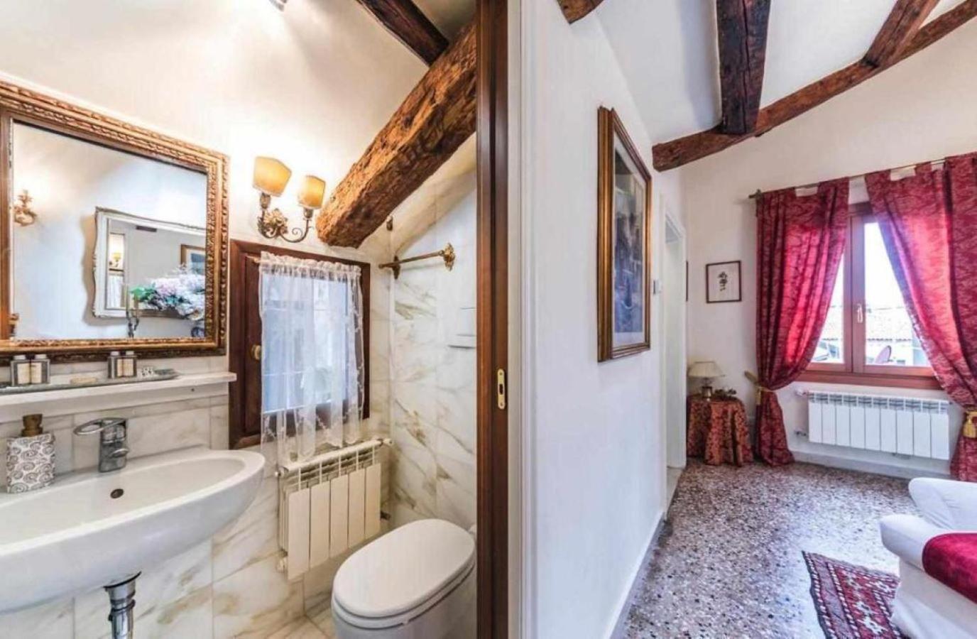 Appartement Emanuela'S Flat à Venise Extérieur photo